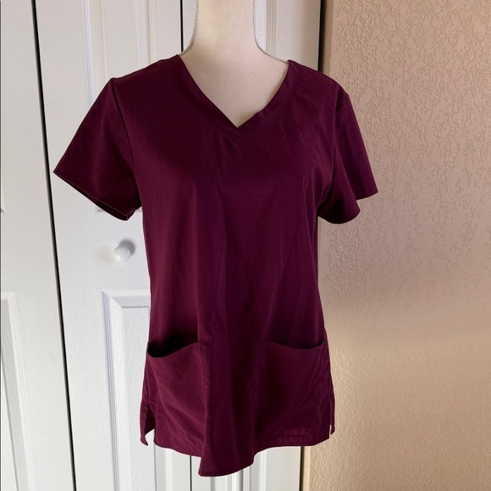 Women's V-Neck Burgundy Top